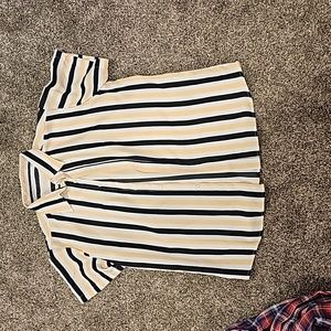 Black/white/yellow button up tee